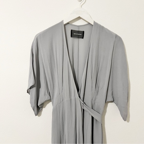 Reformation Dress Winslow Wrap Maxi in Fog Grey Size XS - Picture 3 of 7